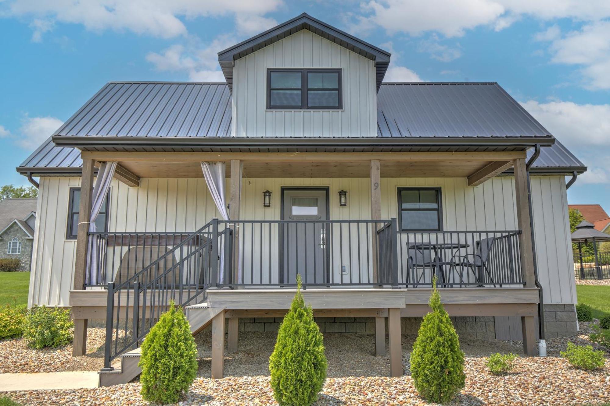 Premier Cottages By Amish Country Lodging Berlin Exterior photo