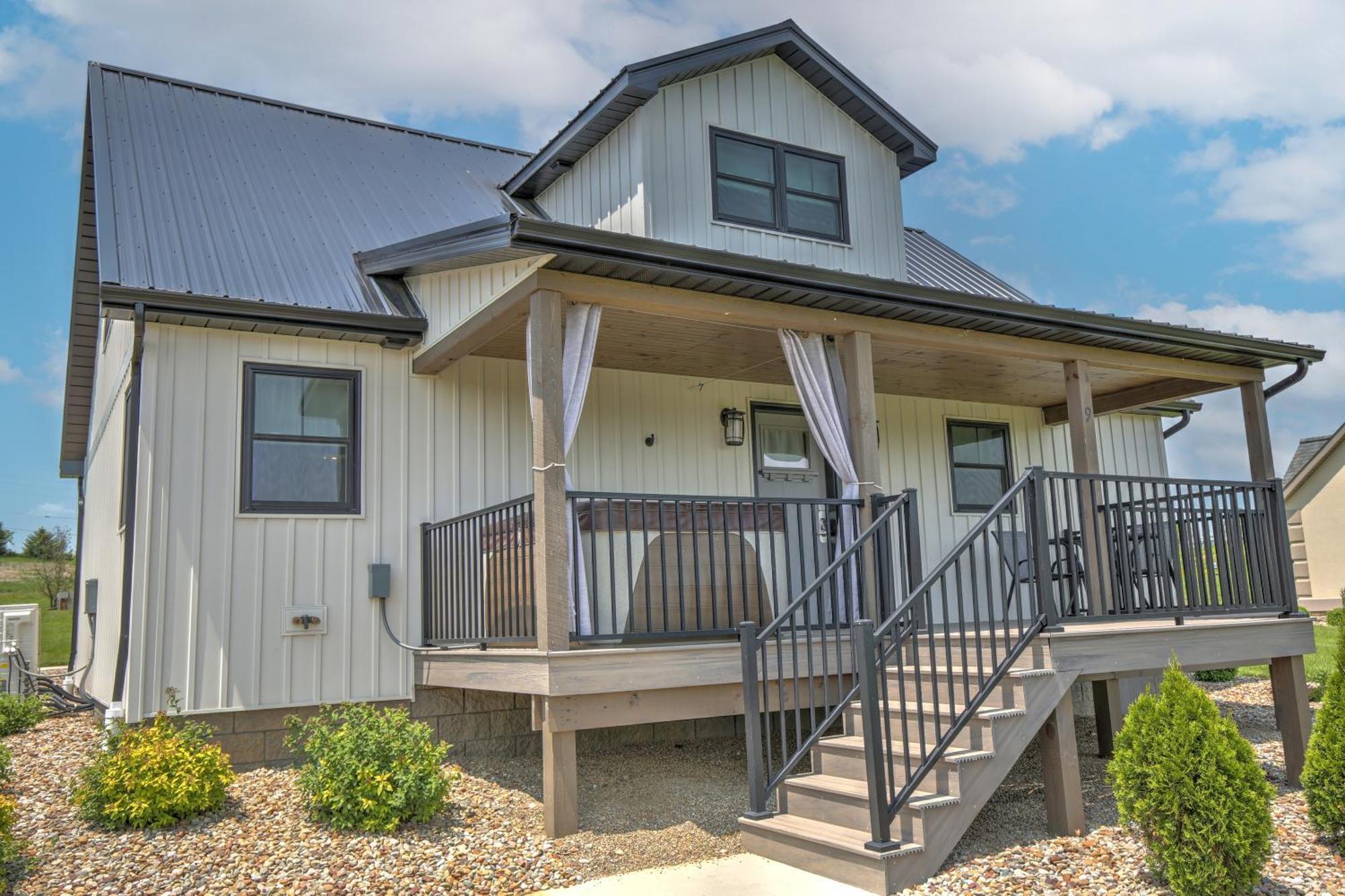 Premier Cottages By Amish Country Lodging Berlin Exterior photo